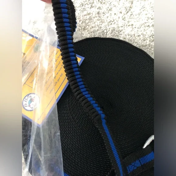 New Mi Metty Black Dog Leash - Picture 7 of 9